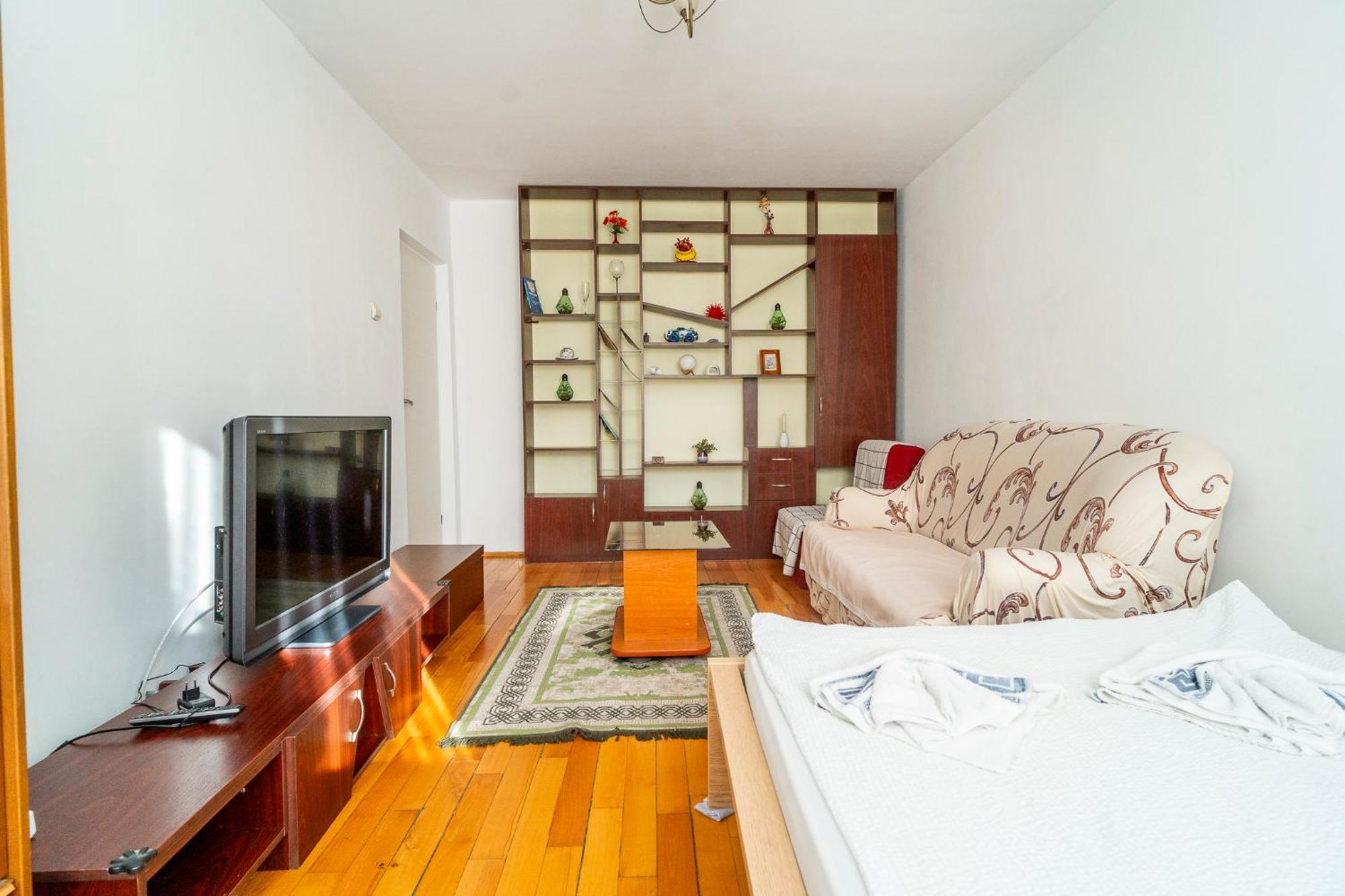 Rustic & Spacious 3Br Apartment Bucarest Extérieur photo