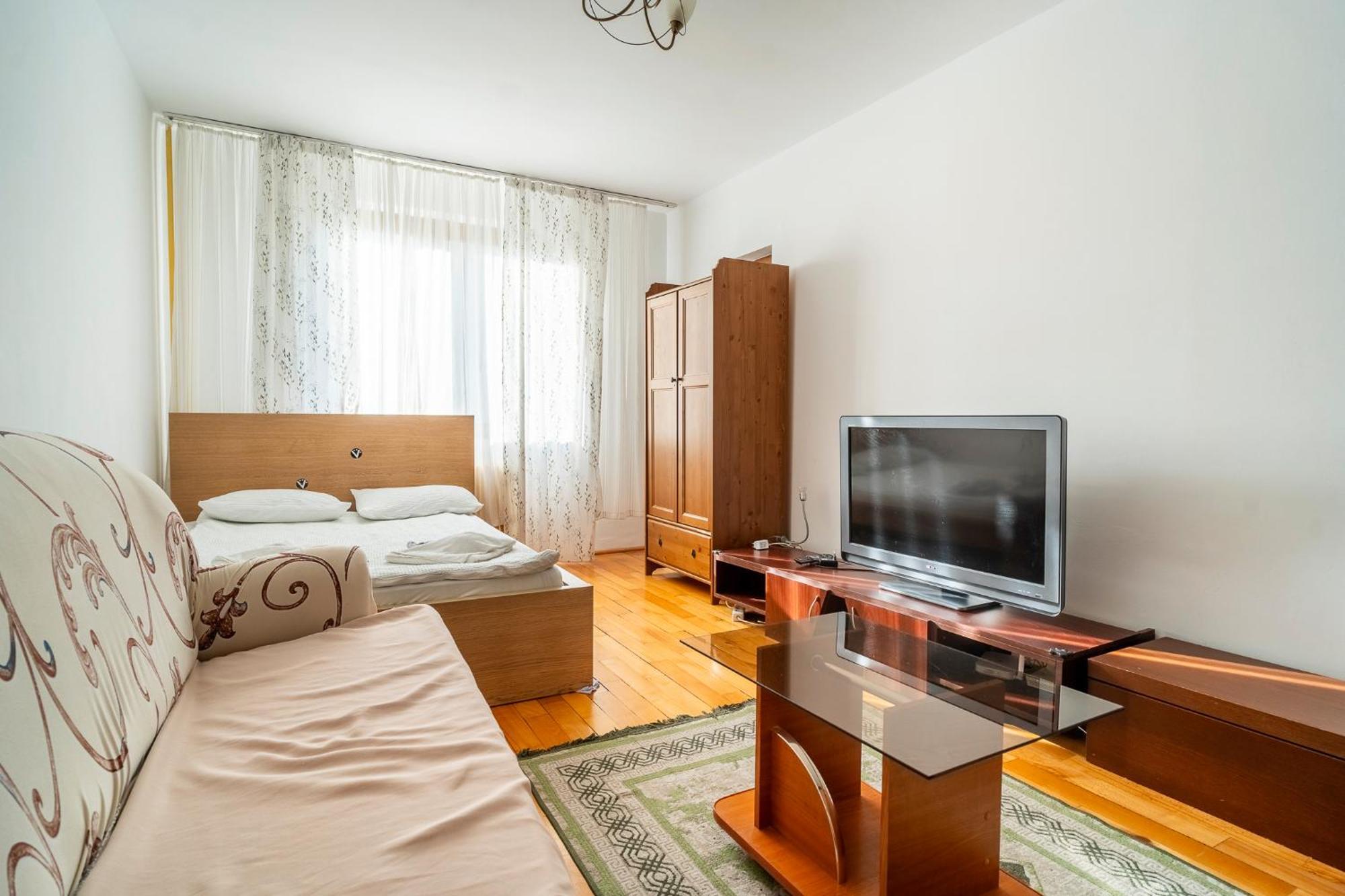Rustic & Spacious 3Br Apartment Bucarest Extérieur photo