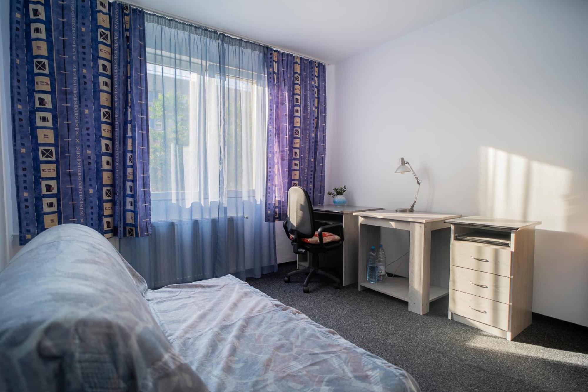 Rustic & Spacious 3Br Apartment Bucarest Extérieur photo