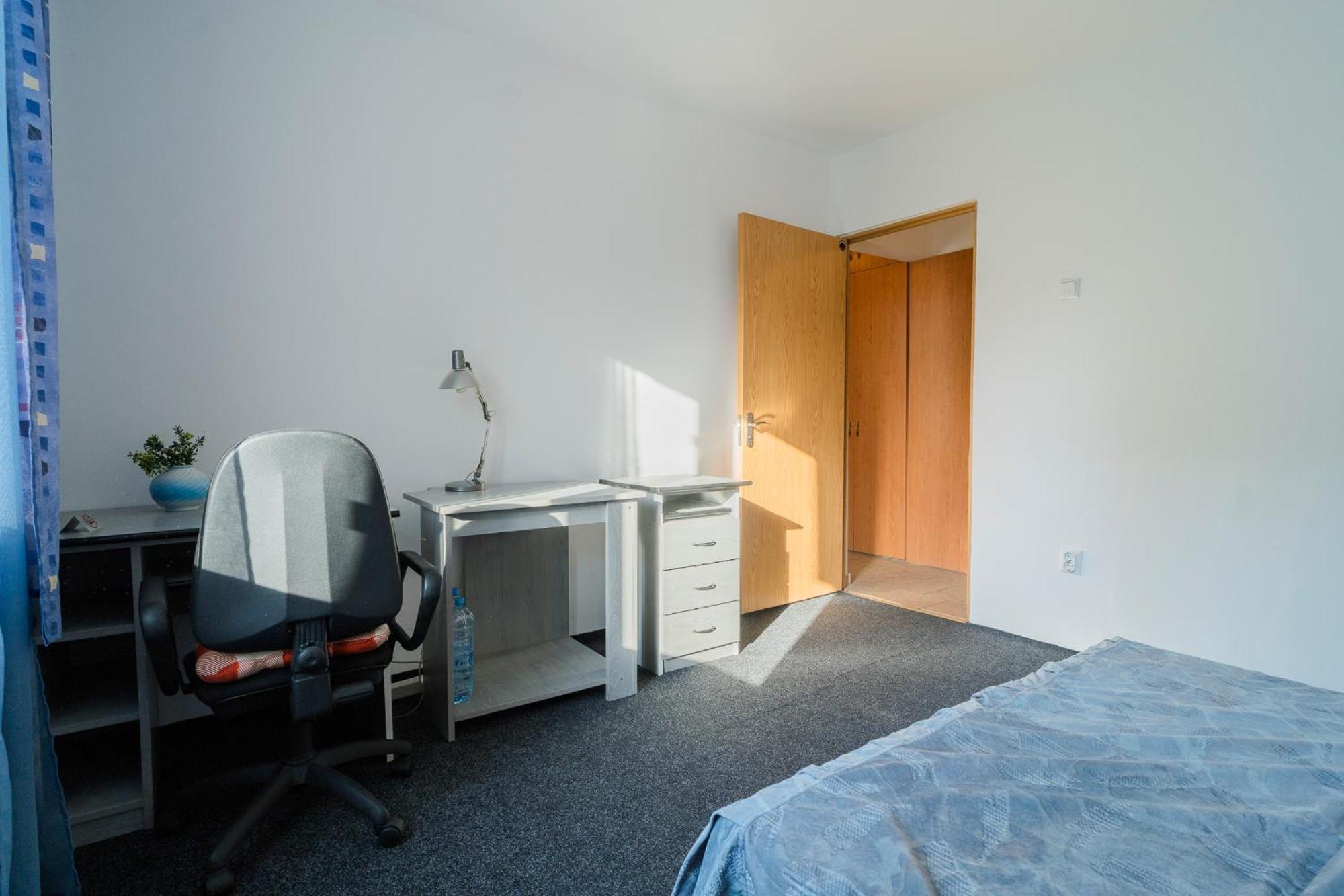 Rustic & Spacious 3Br Apartment Bucarest Extérieur photo